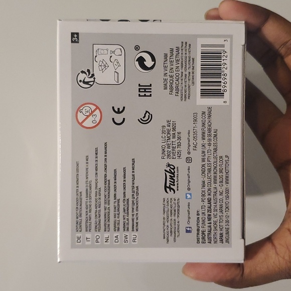 Disney Minnie Mouse Diamond Collection Funko Pop #23 - Picture 10 of 10